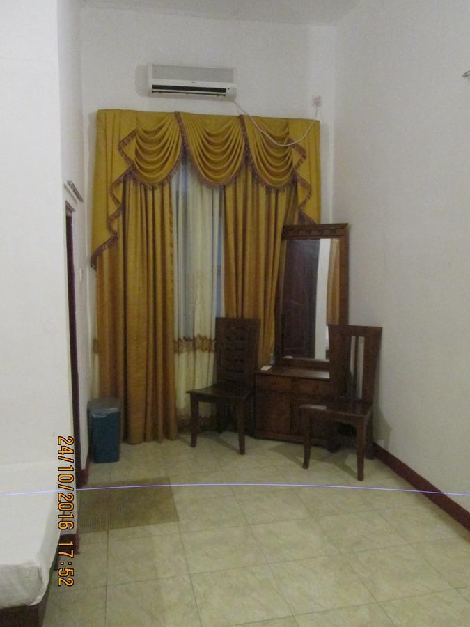 Hotel Blue Whale Jaffna Exterior foto
