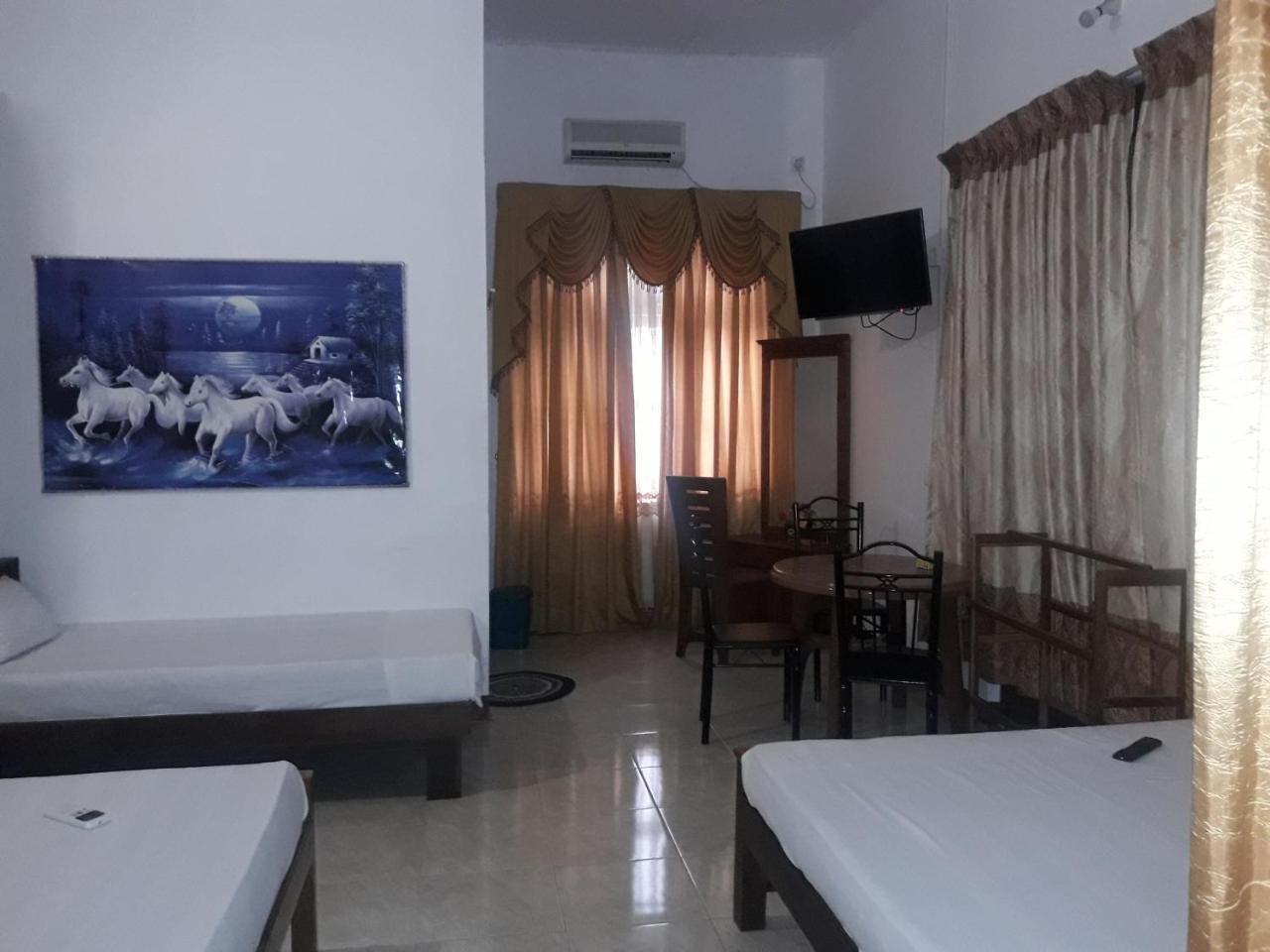 Hotel Blue Whale Jaffna Exterior foto